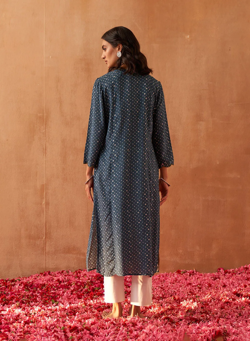 Blue Dhaage Collection Kurta With Placement Embroidery