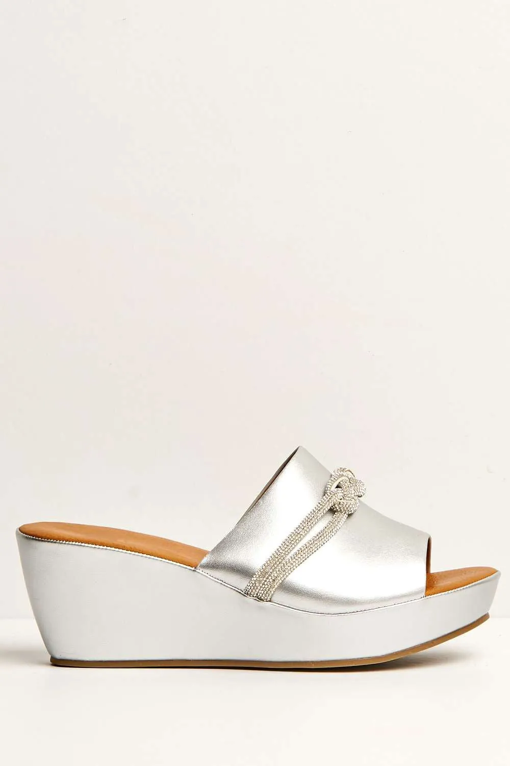 Cove Diamante Bow Large Band Wedge in Silver