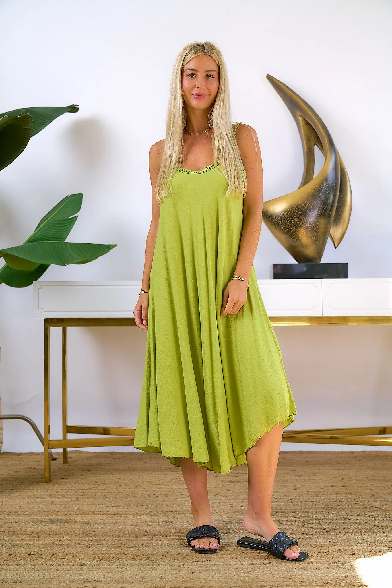 Flowy Green Midi Dress