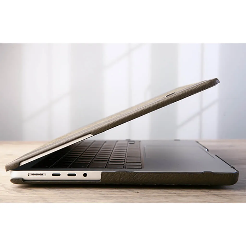 Kobra MacBook Pro 16” M3 Leather Suit (2023)